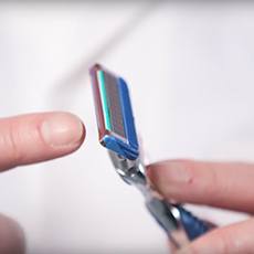 Shaving Tricky Areas of the the Face: Gillette Fusion 5 Precision Trimmer